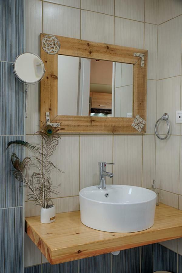 Modern Eco Friendly Villa Close To Town Пелекас Екстериор снимка