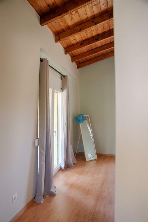 Modern Eco Friendly Villa Close To Town Пелекас Екстериор снимка