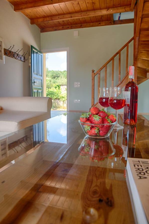 Modern Eco Friendly Villa Close To Town Пелекас Екстериор снимка