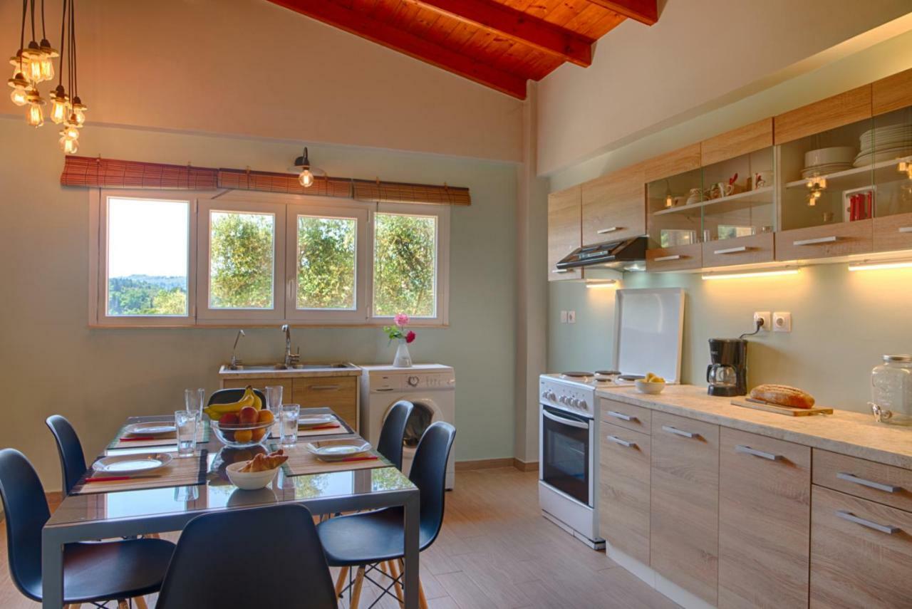 Modern Eco Friendly Villa Close To Town Пелекас Екстериор снимка
