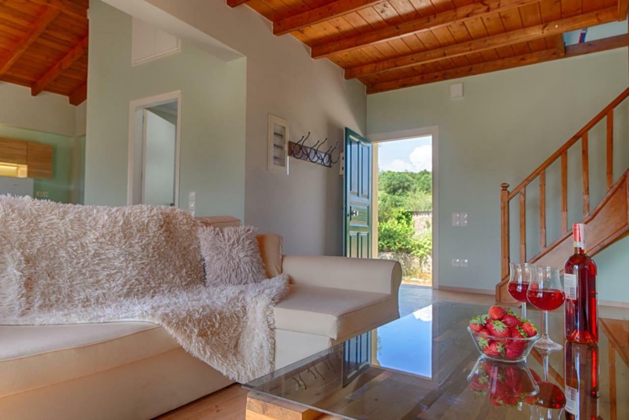 Modern Eco Friendly Villa Close To Town Пелекас Екстериор снимка